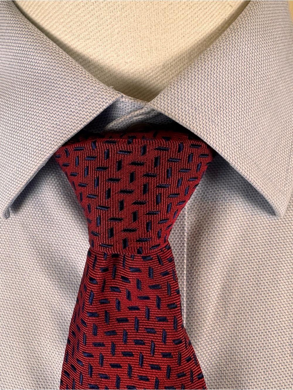 Brooks Brothers Makers Men’s Necktie Red Silk Tie with Navy Dashes
